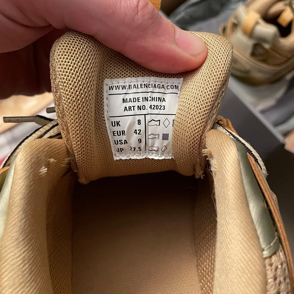 Balenciaga sneakers - Picture 4 of 6